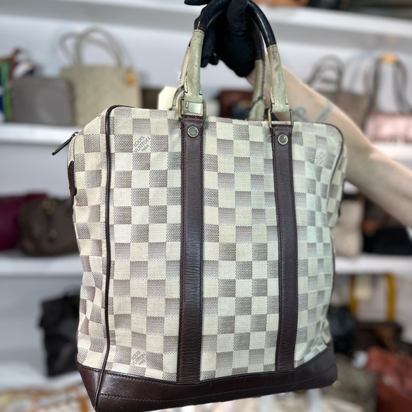 LV BAG